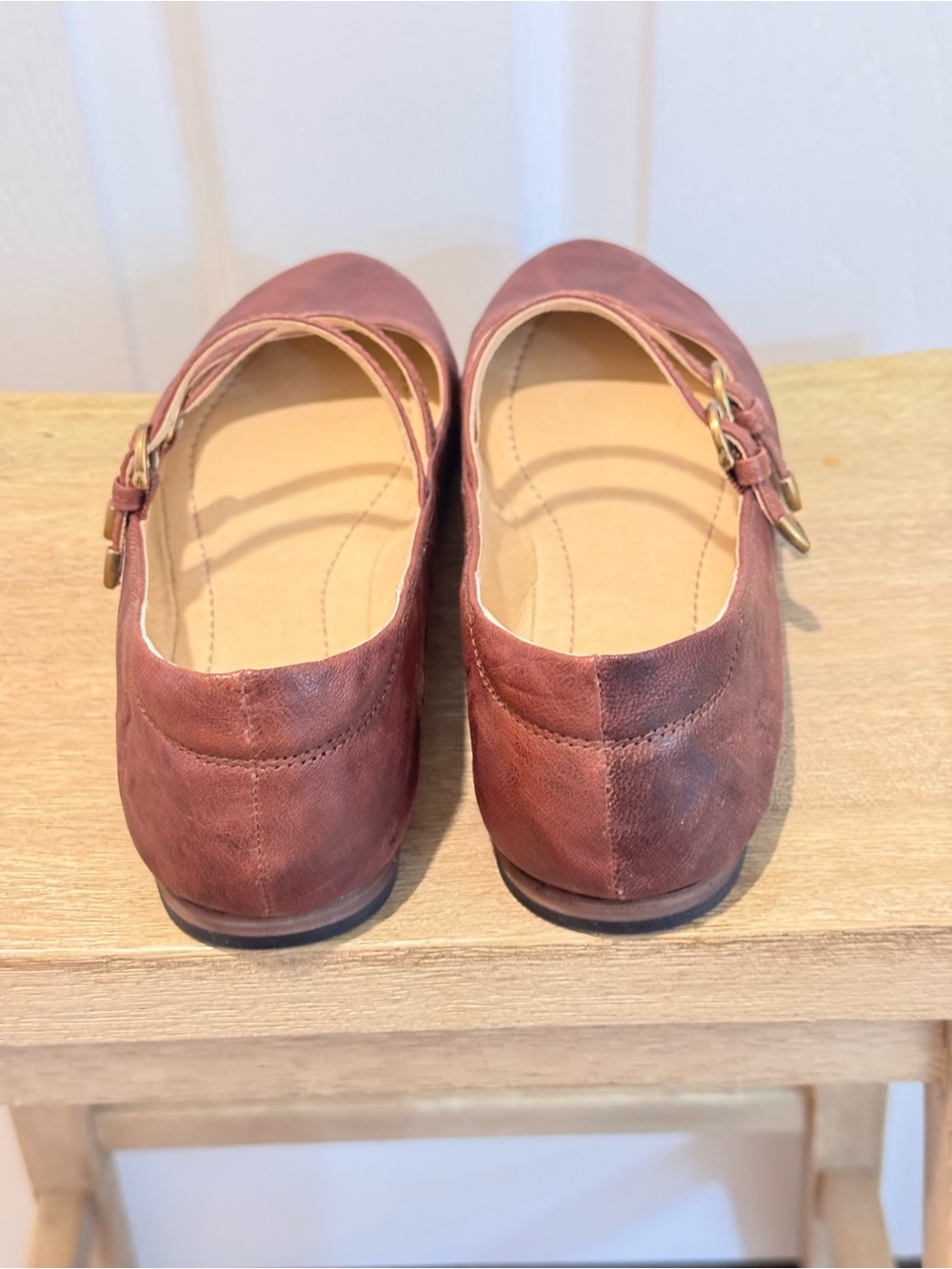Women’s Double-Strap Ballet Flats in Brown Leather - Picture 6 of 8